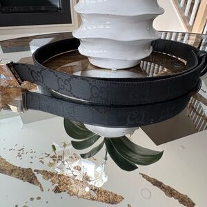 Gucci Men’s GG Canvas Belt Black 110/44 Silver Clamp Buckle Italy